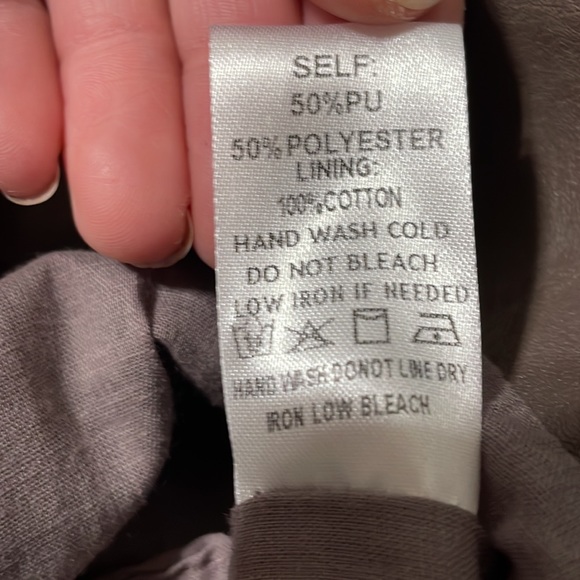 NEW Aaron & Amber Leather Scalloped Hem Skirt - Picture 5 of 5